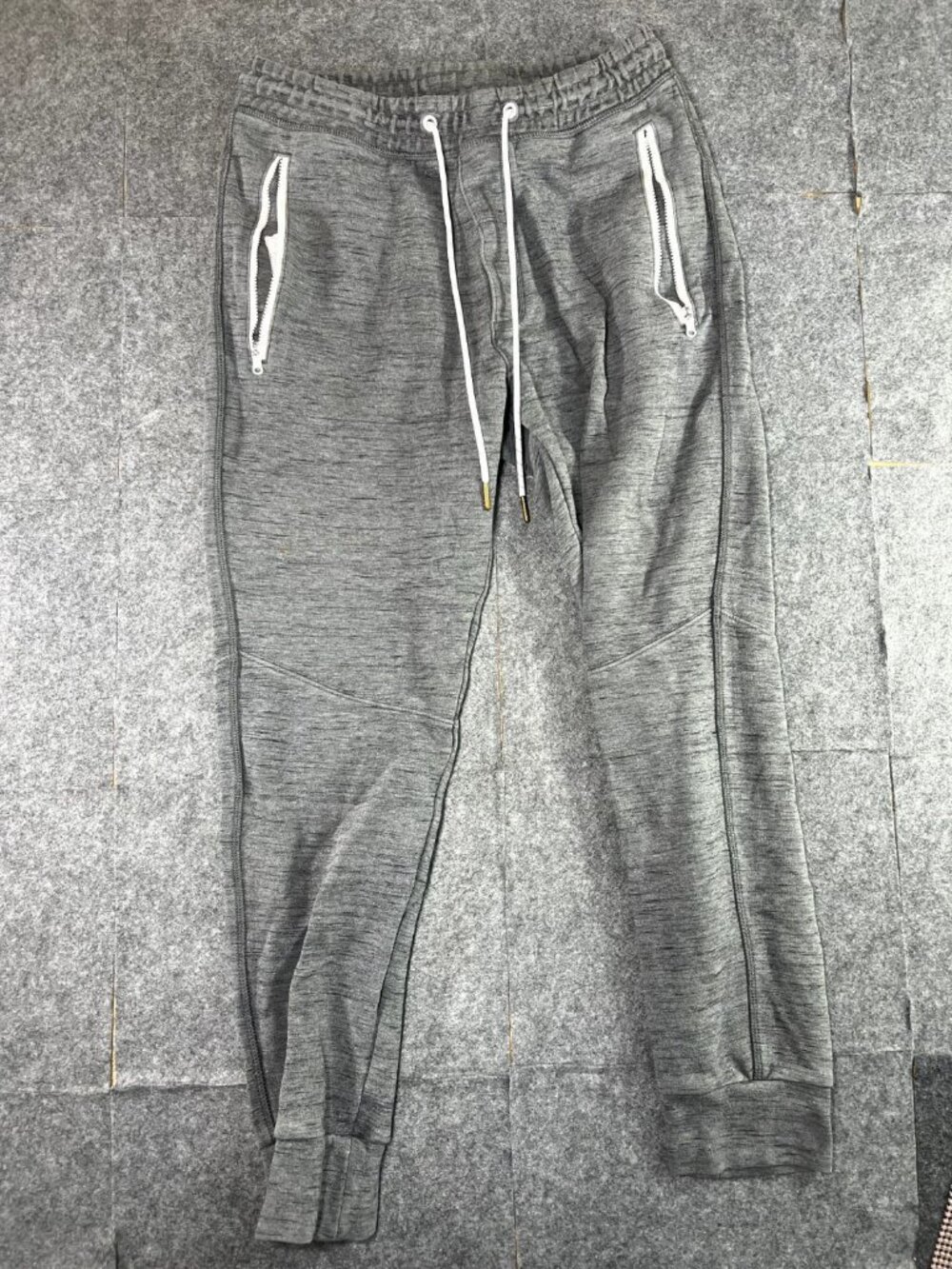 American Eagle Grey Joggers S - Picture 1 of 6